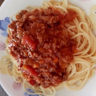 家にあるもので　ミートソースパスタ